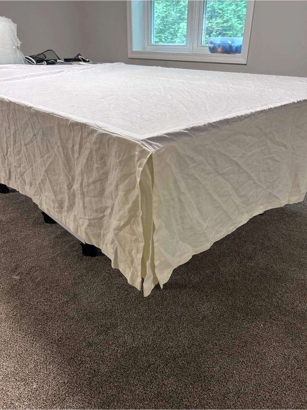 Pottery Barn California King Bed Skirt Ivory Yellow Hue Linen Cotton Blend NWT